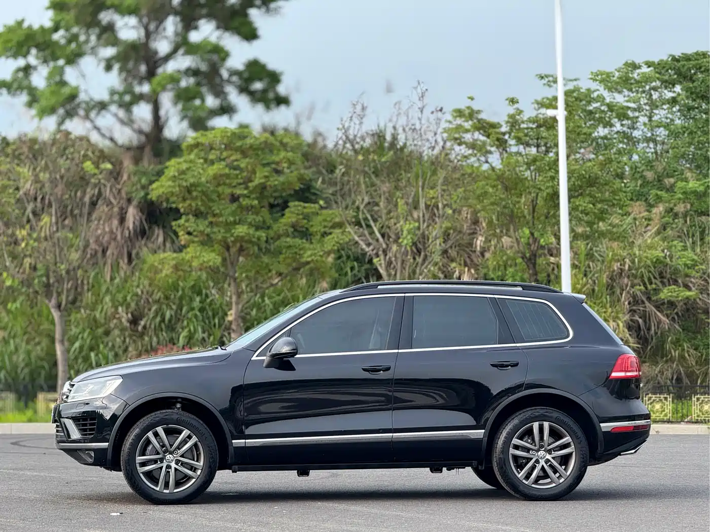 Volkswagen Touareg 2017 3.0TSI Explorer Edition фото 18