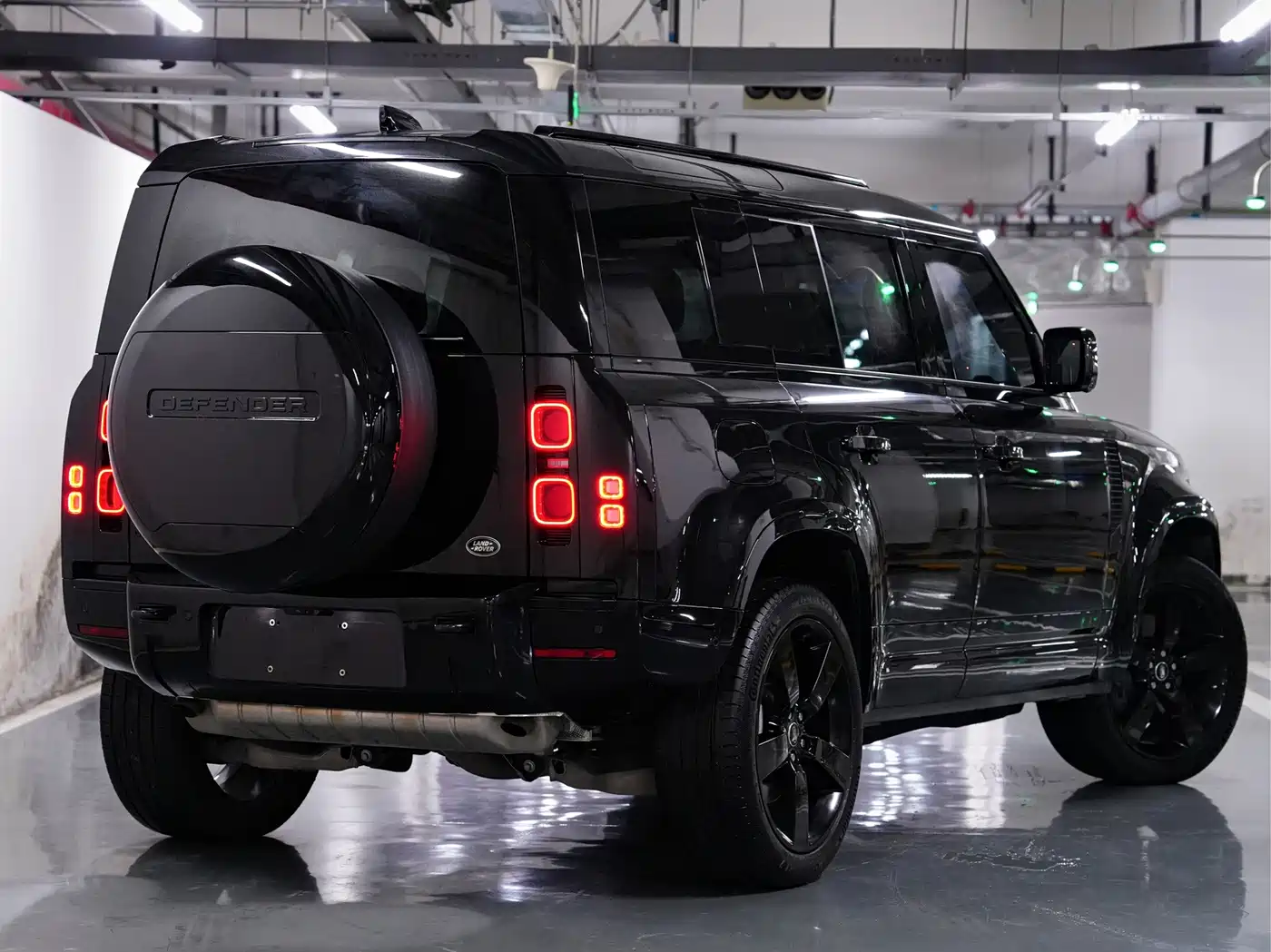 2025 Land Rover Defender