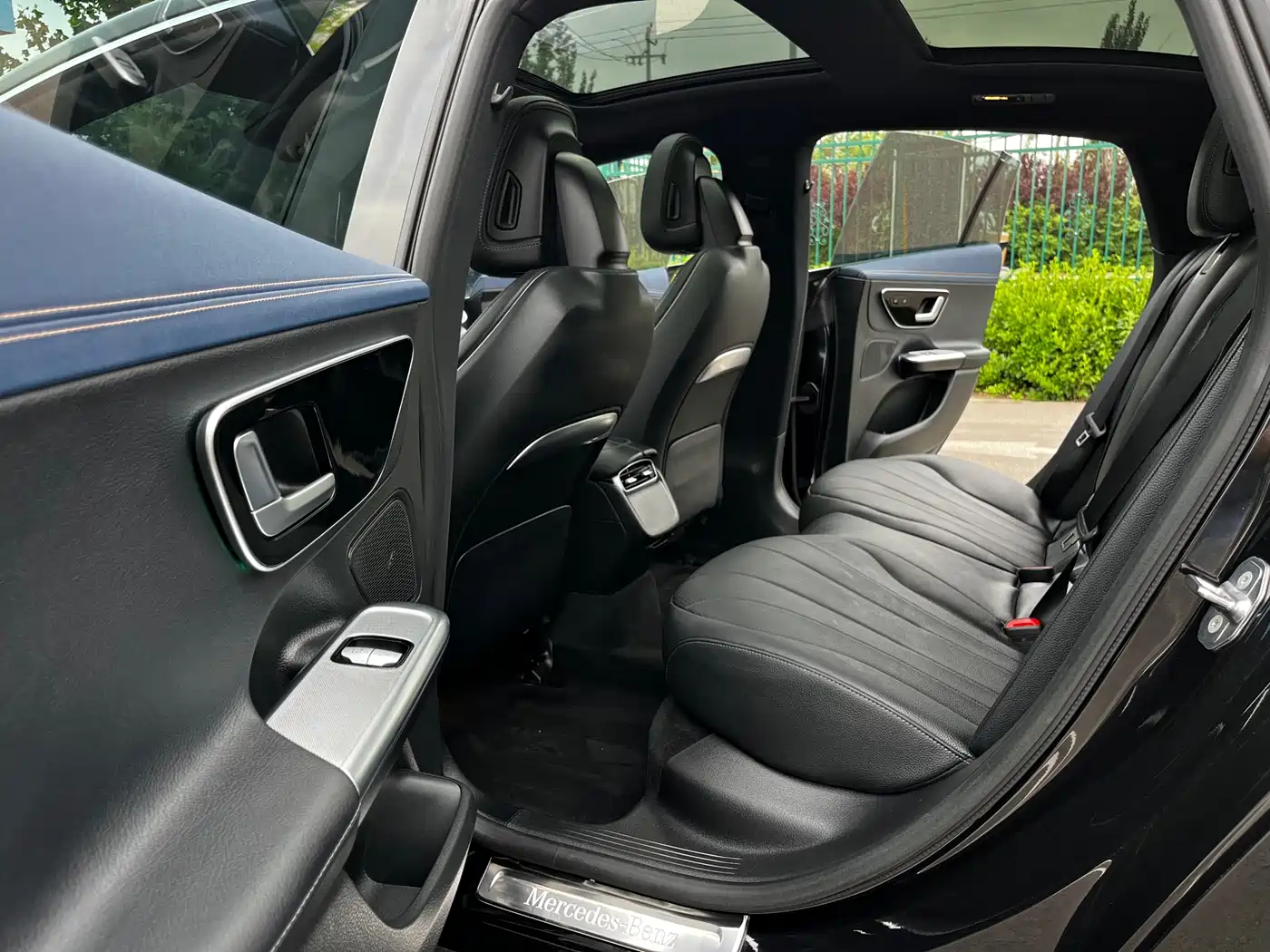 Mercedes-Benz EQE 2022 350 Pioneer Edition фото 16