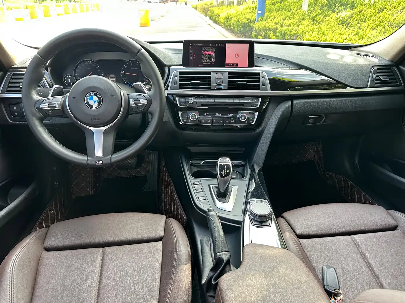BMW 3 Series 2018 320Li Leading M Sport Package фото 8