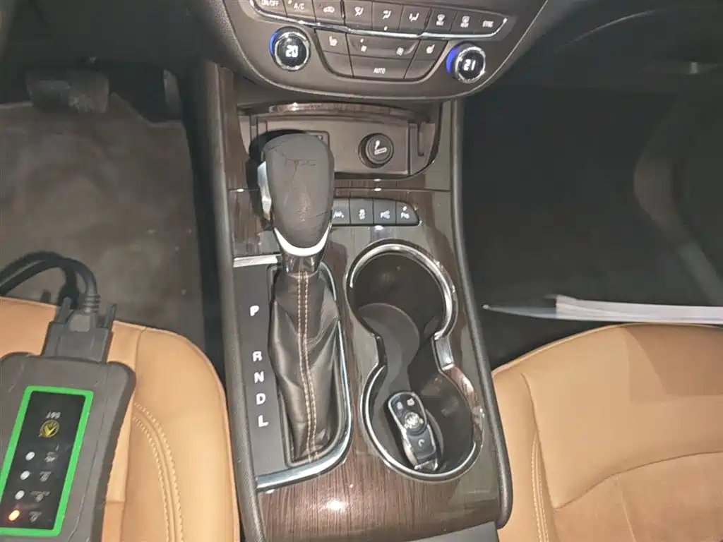 Buick Verano 2017 Sedan 20T DCT Flagship фото 14