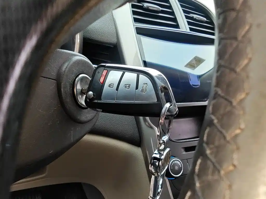 Chevrolet Malibu 2014 2.4L Automatic Luxury фото 9