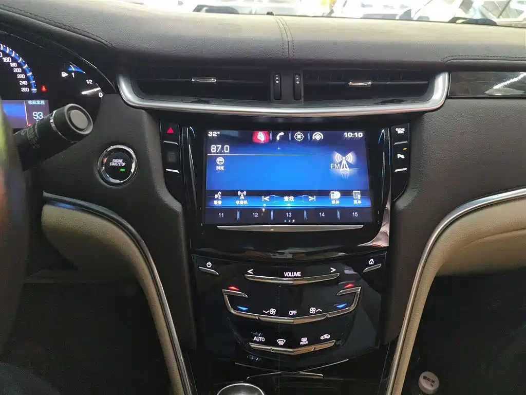 Cadillac XTS 2015 28T Comfort фото 6