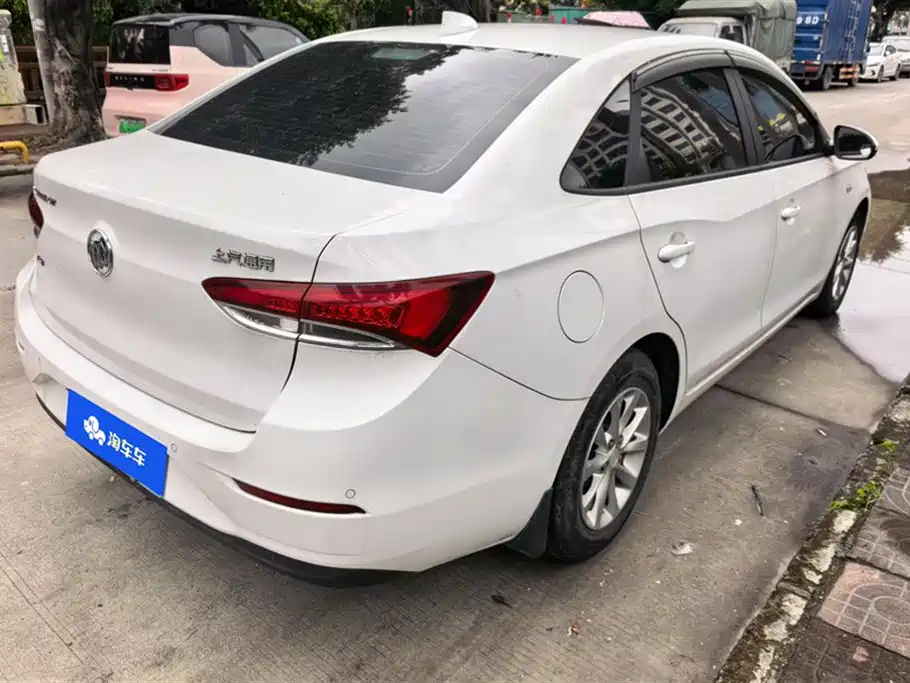Buick Excelle 2019 15T DCT Progressive Type China VI фото 3