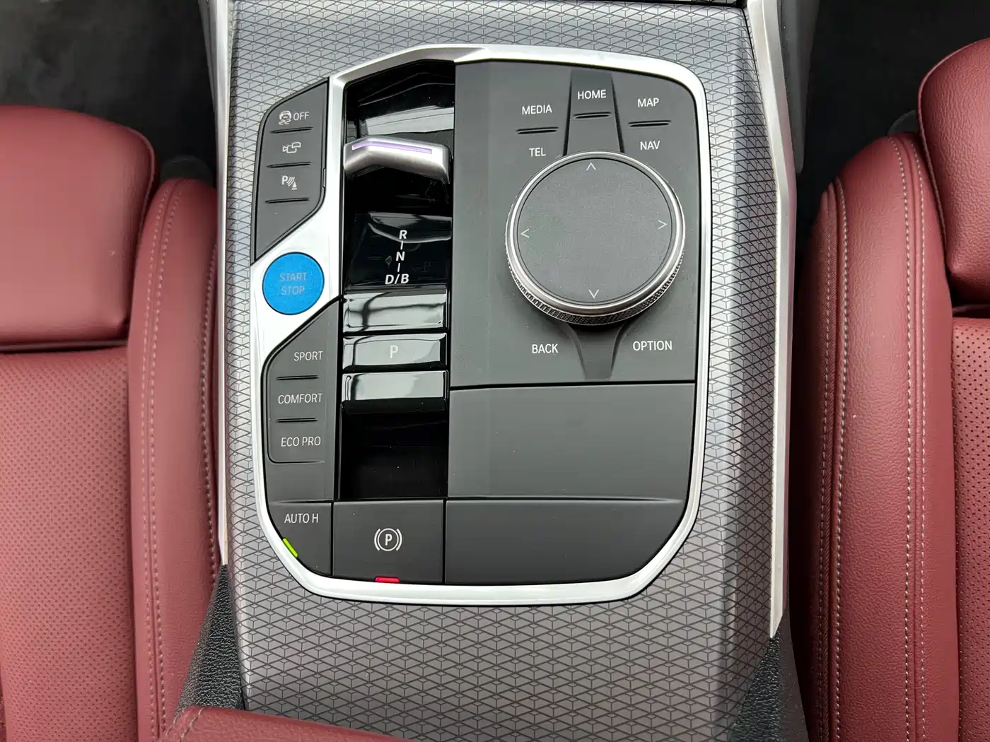 BMW i3 2024 eDrive 40 L Shadow Night Package фото 18