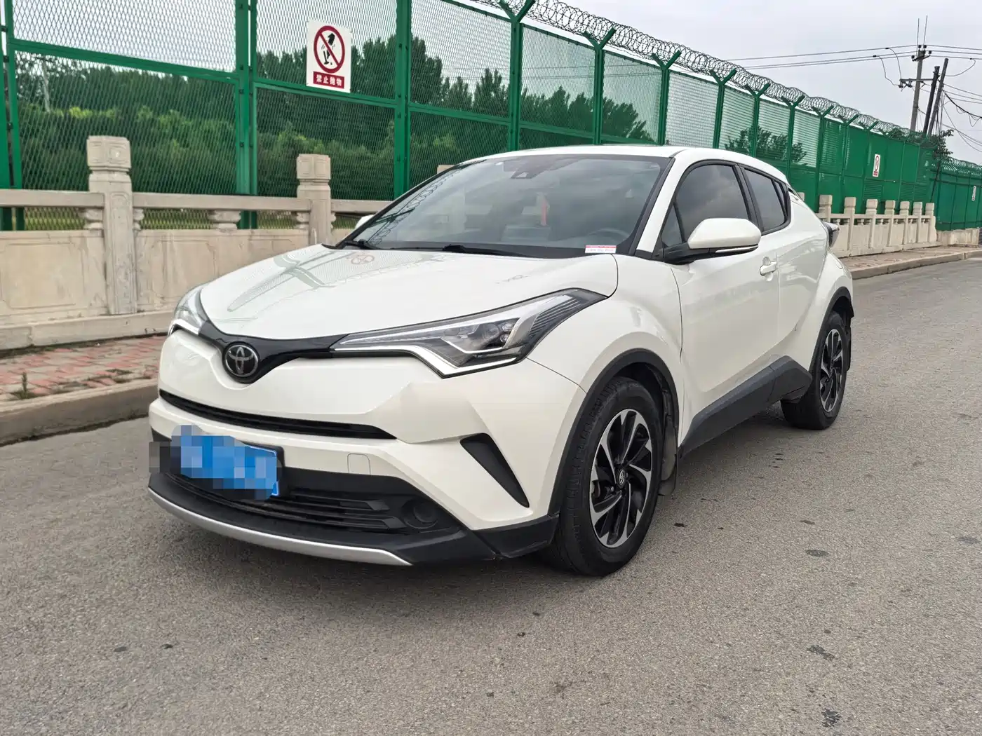Toyota IZOA 2020 2.0L Yi Chi Edition фото 2