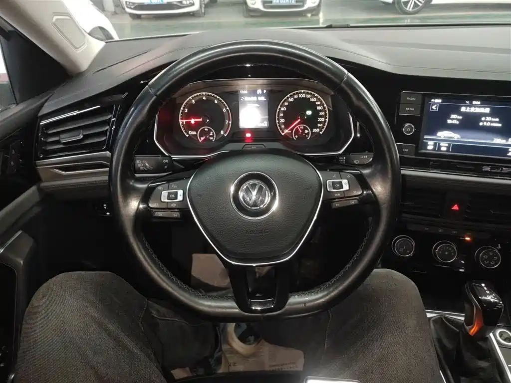 Volkswagen Sagitar 2020 280TSI DSG Comfort China VI фото 3