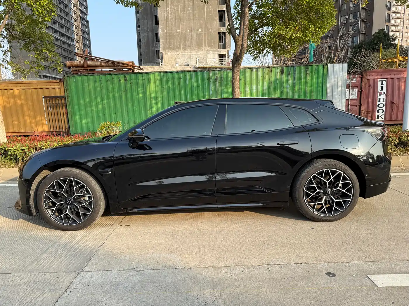 ZEEKR EXTREME KRYPTON 001