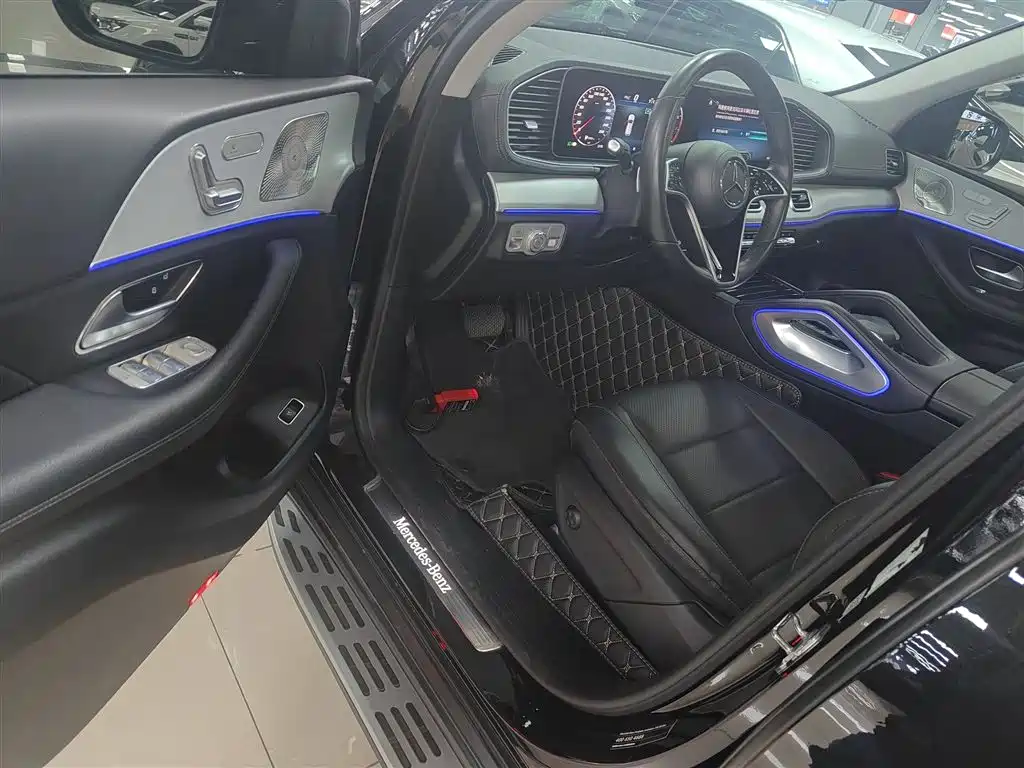 Mercedes-Benz GLE 2024 GLE 450 4MATIC Sport фото 13