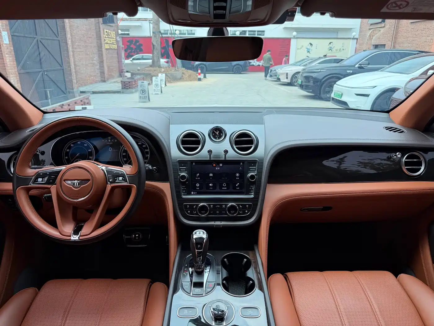 Bentley Bentayga 2018 4.0T V8 фото 11