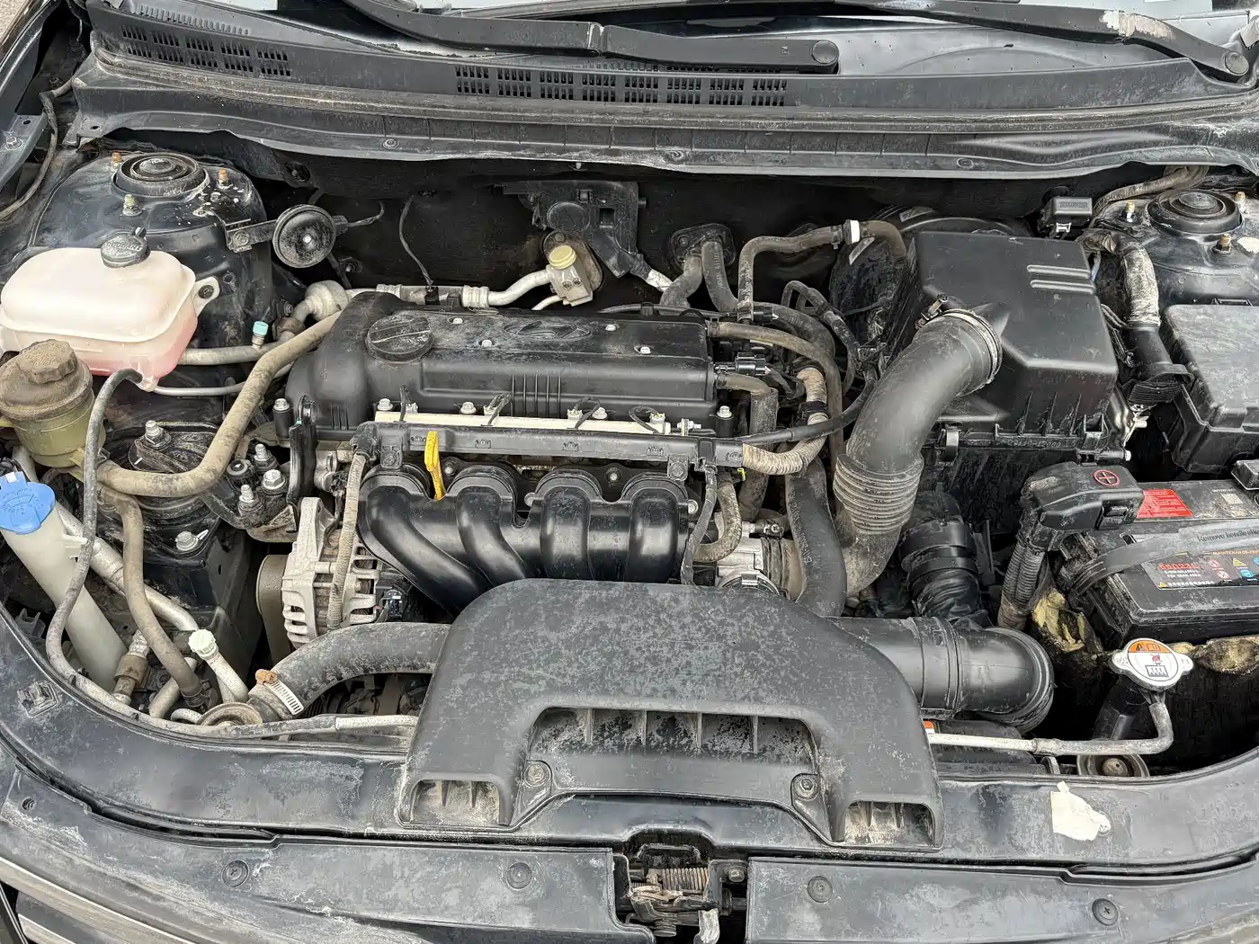 Hyundai Elantra 2011 1.6L Manual Luxury фото 22