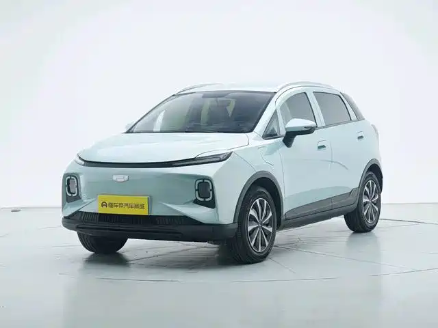 Фото 9 - Geely Geometry E Firefly