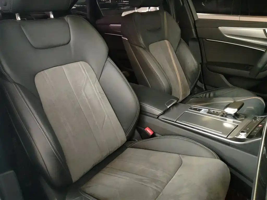 Audi A6L 2020 40 TFSI Luxury Dynamic фото 25
