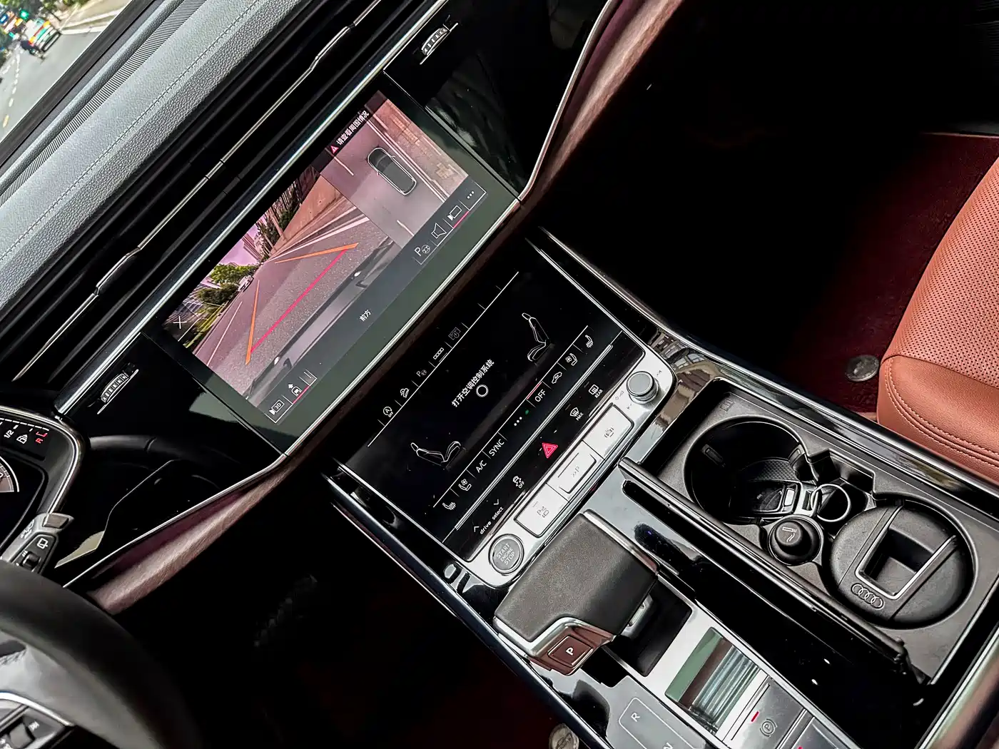AUDI Q7