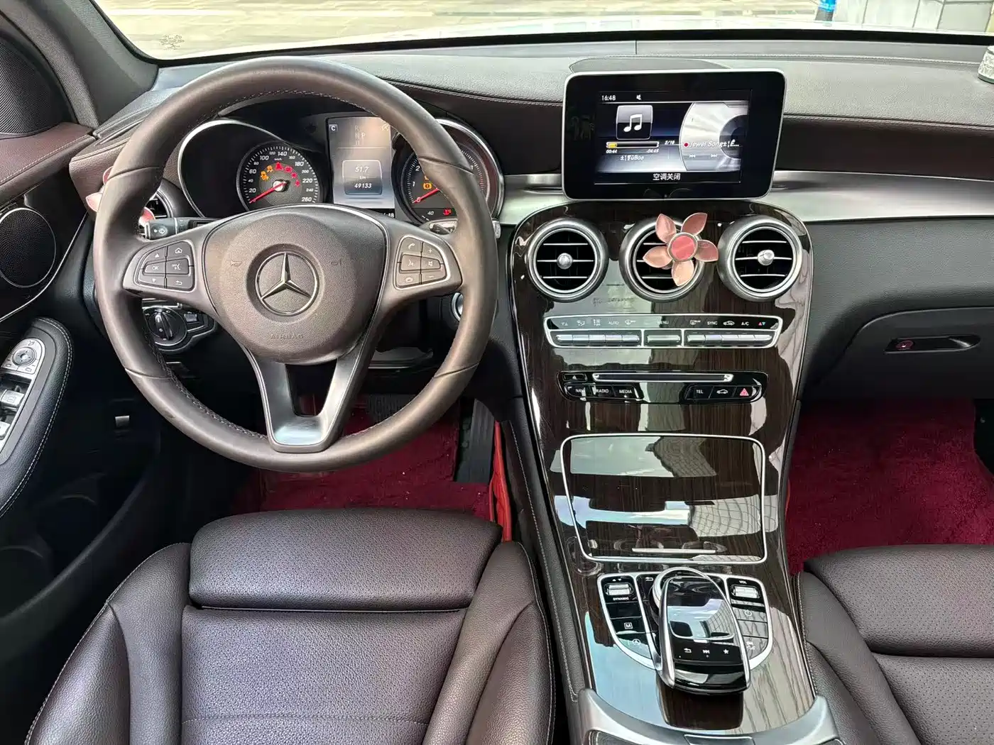 Mercedes-Benz GLC 2017 GLC 260 4MATIC Luxury фото 8