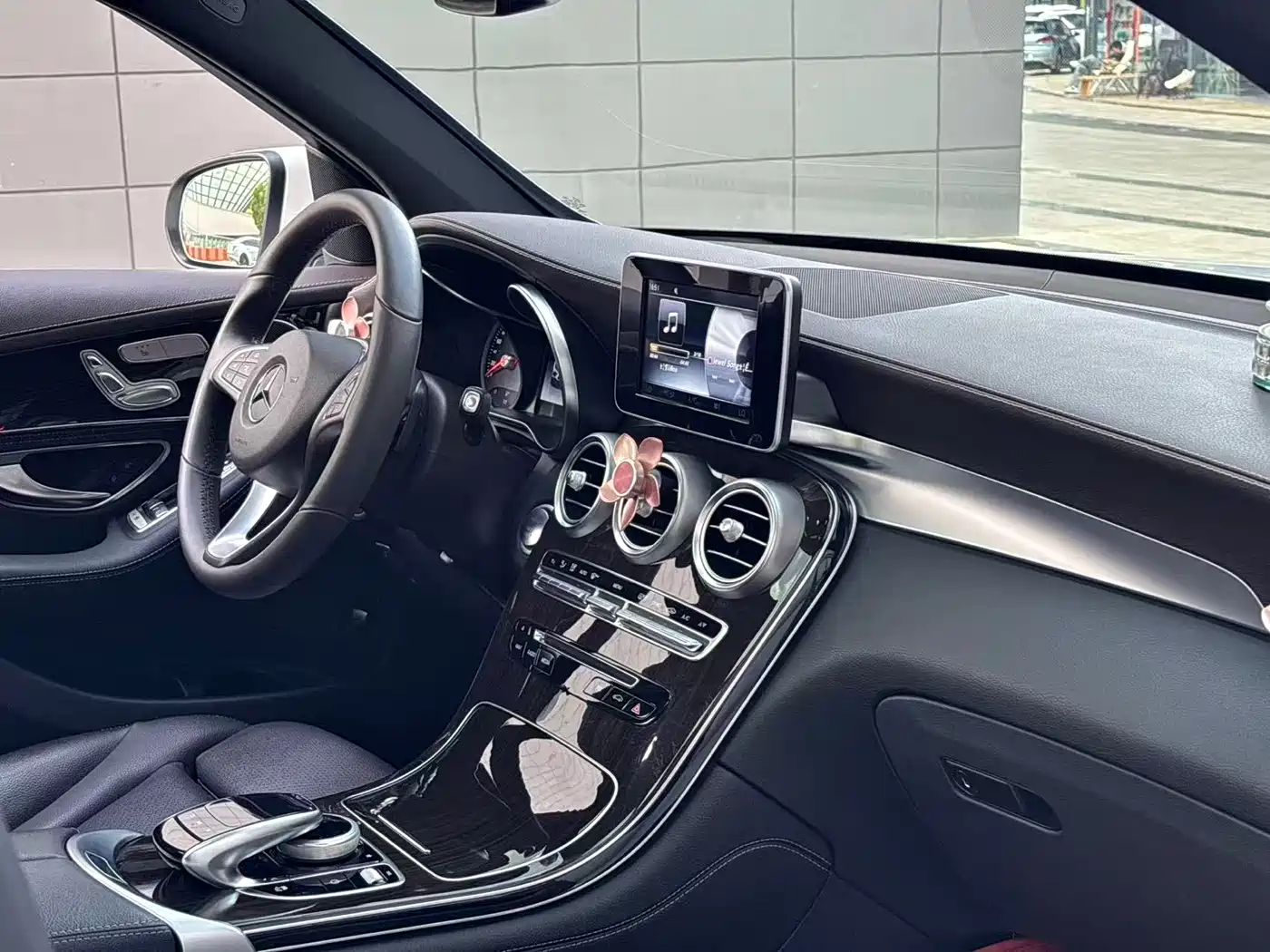 Mercedes-Benz GLC 2017 GLC 260 4MATIC Luxury фото 10