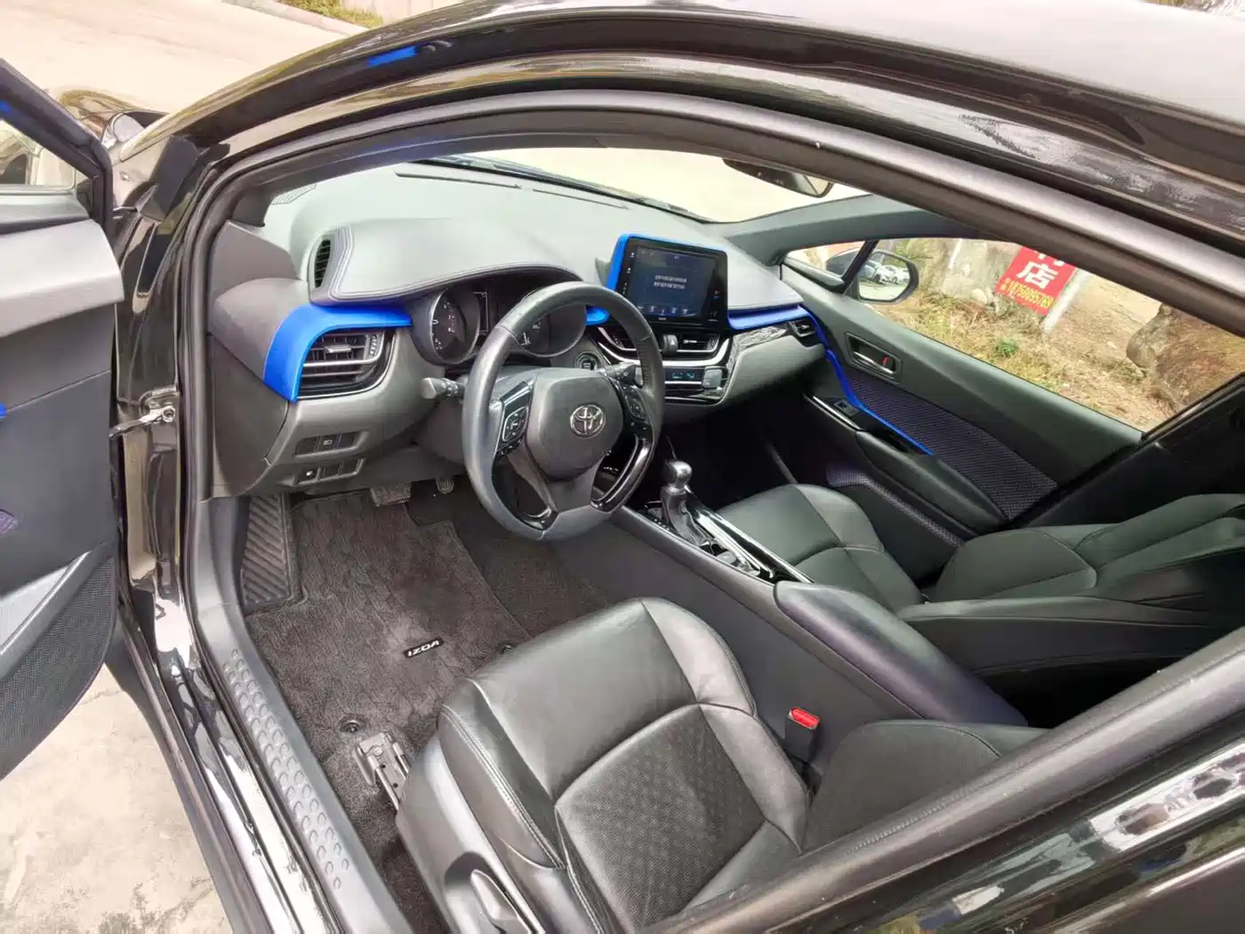Toyota IZOA 2020 2.0L Yi Chi Edition фото 6