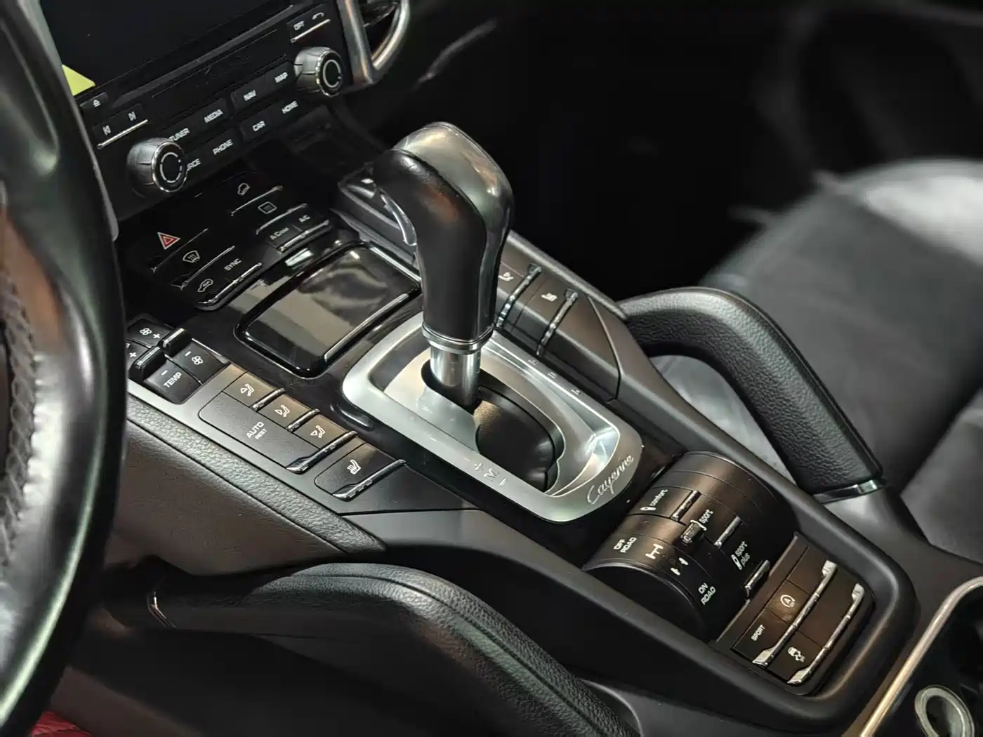 Porsche Cayenne 2016 Cayenne 3.0T фото 11