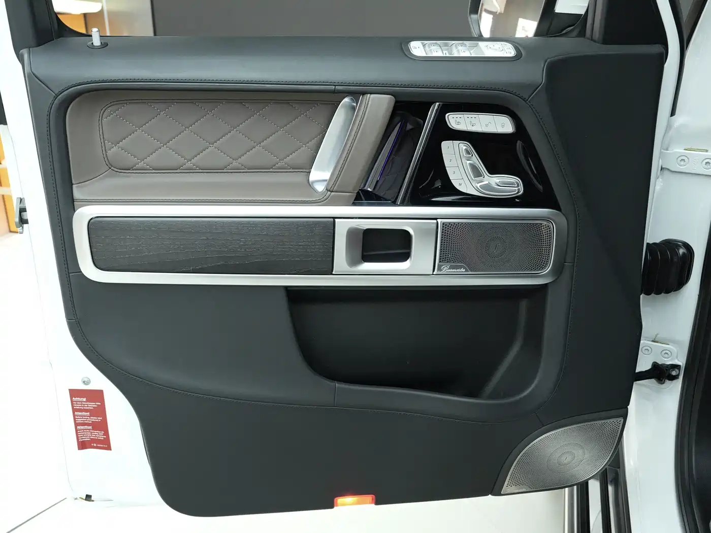Mercedes-Benz G-Class AMG 2023 AMG G 63 фото 14