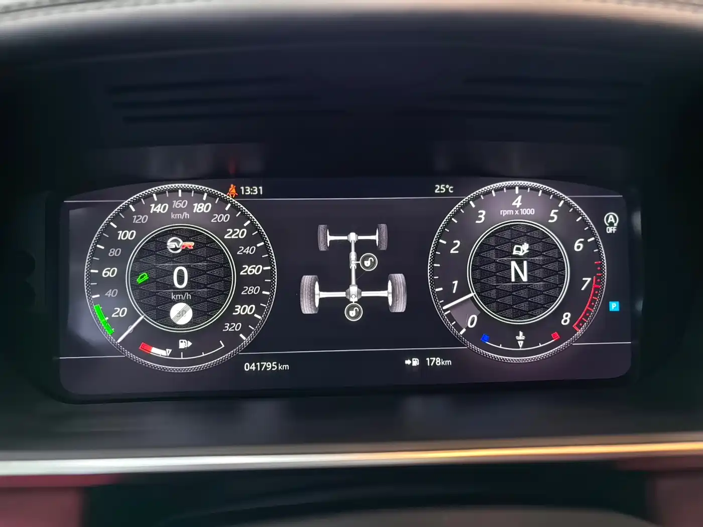 Land Rover Range Rover Sport 2019 5.0 SC V8 SVR фото 12