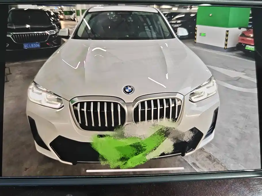 BMW iX3 2024 Leading Edition фото 2