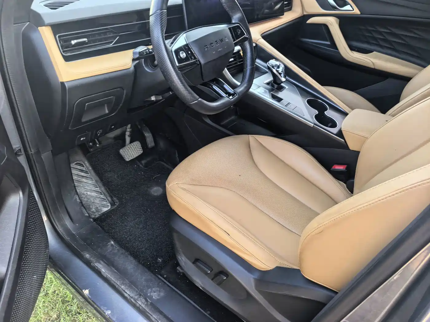Roewe RX5 New Energy 2022 2023 eRX5 Super Hybrid Comfort Edition