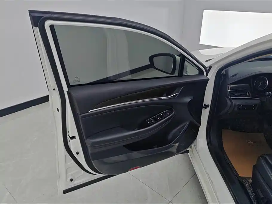 GAC Trumpchi Trumpchi GA6 2019 270T Auto Luxury фото 7