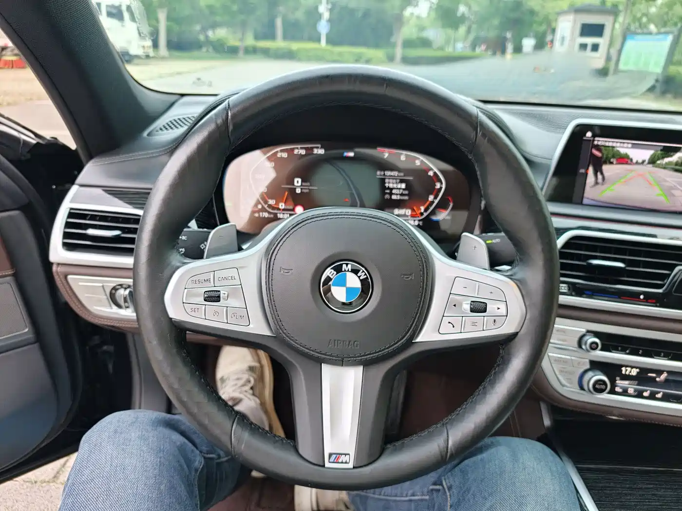 BMW 7 Series 2021 Model 740Li Premium M Sport Package фото 32