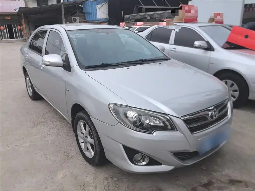 Toyota Corolla 2013 1.6L Automatic Excellence Edition фото 4