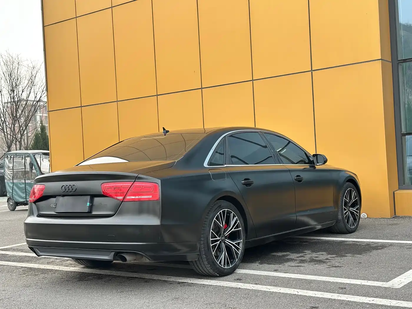 Audi A8 2011 A8L 3.0 TFSI quattro Luxury (213kW) фото 19