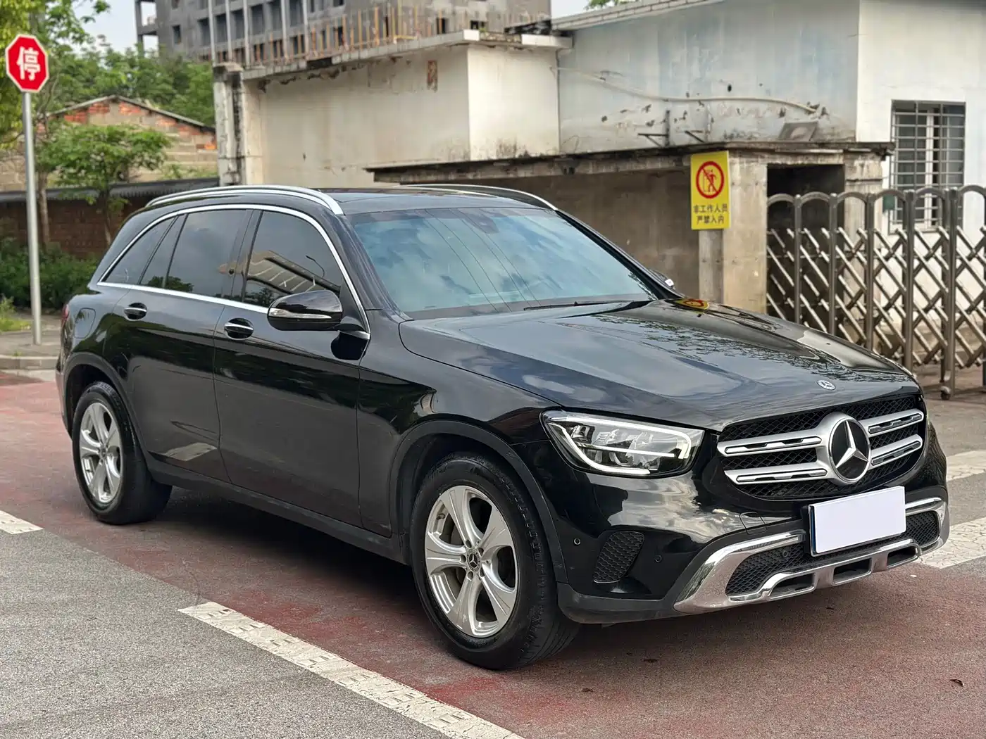 Mercedes-Benz GLC 2020 Facelift GLC 260 L 4MATIC Dynamic фото 3