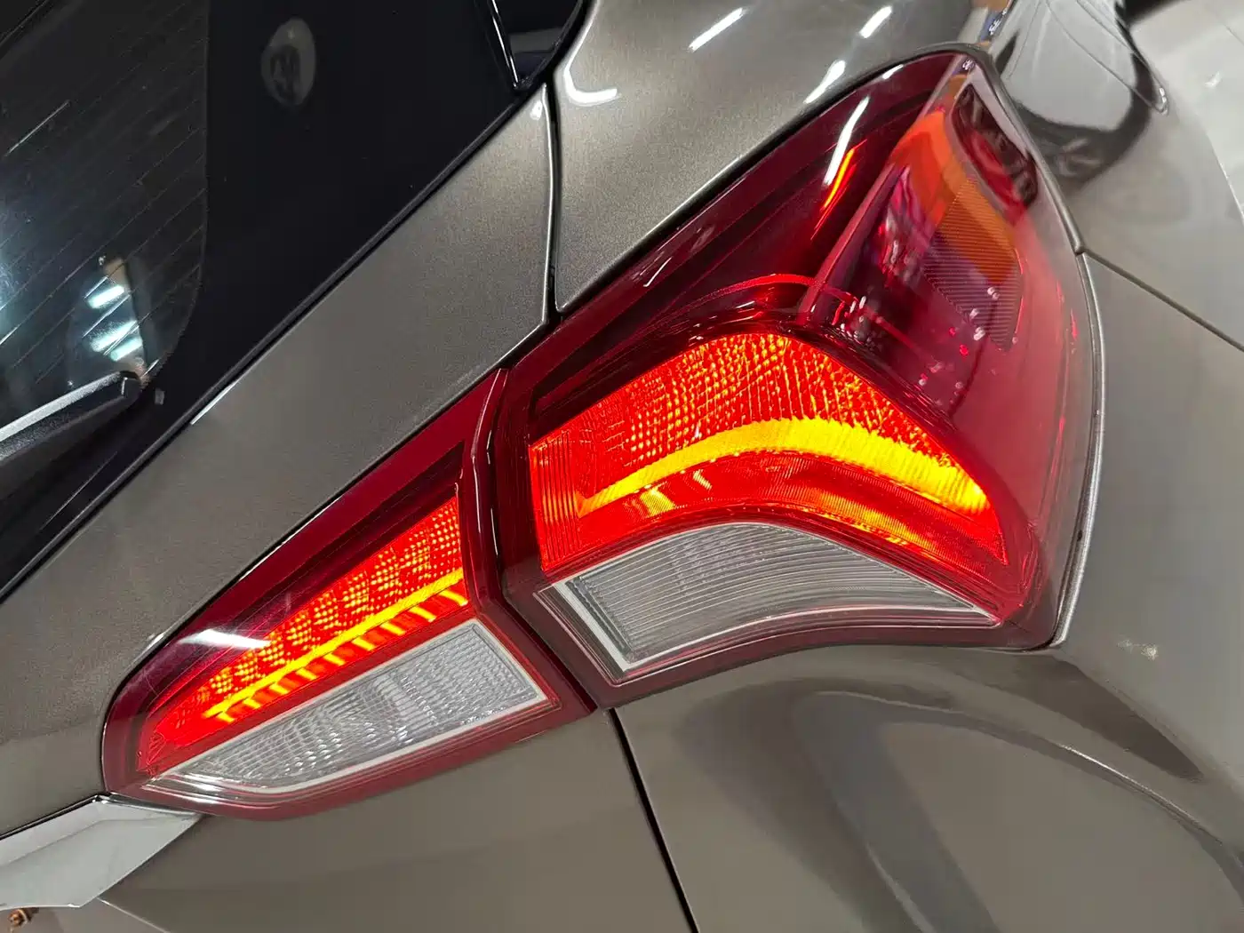 Buick Envision Plus 2019 28T 4WD Elite Type China V фото 15