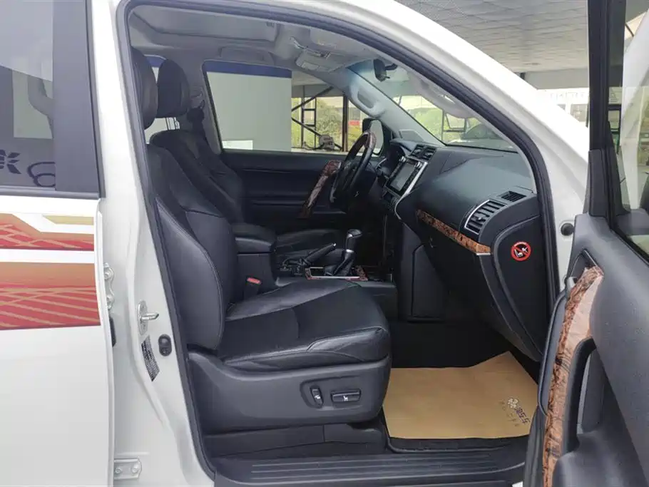 Toyota Prado 2019 3.5L Automatic TX-L Zunxiang Edition with Rear-mounted Spare Tire фото 8