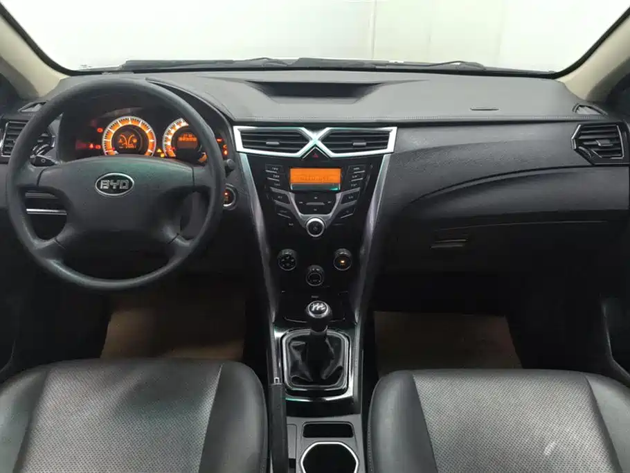 BYD F3 2020 1.5L Manual Premium Edition фото 12