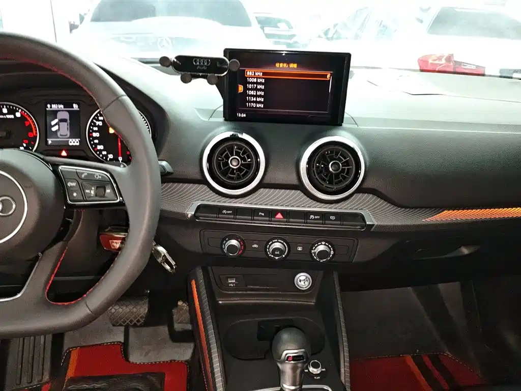 Audi Q2L 2023 35TFSI Progressive Dynamic фото 5