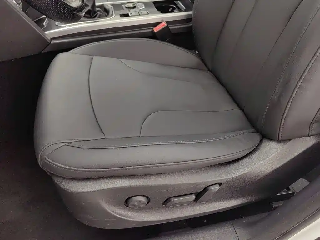 Photo 20 - Haval H6