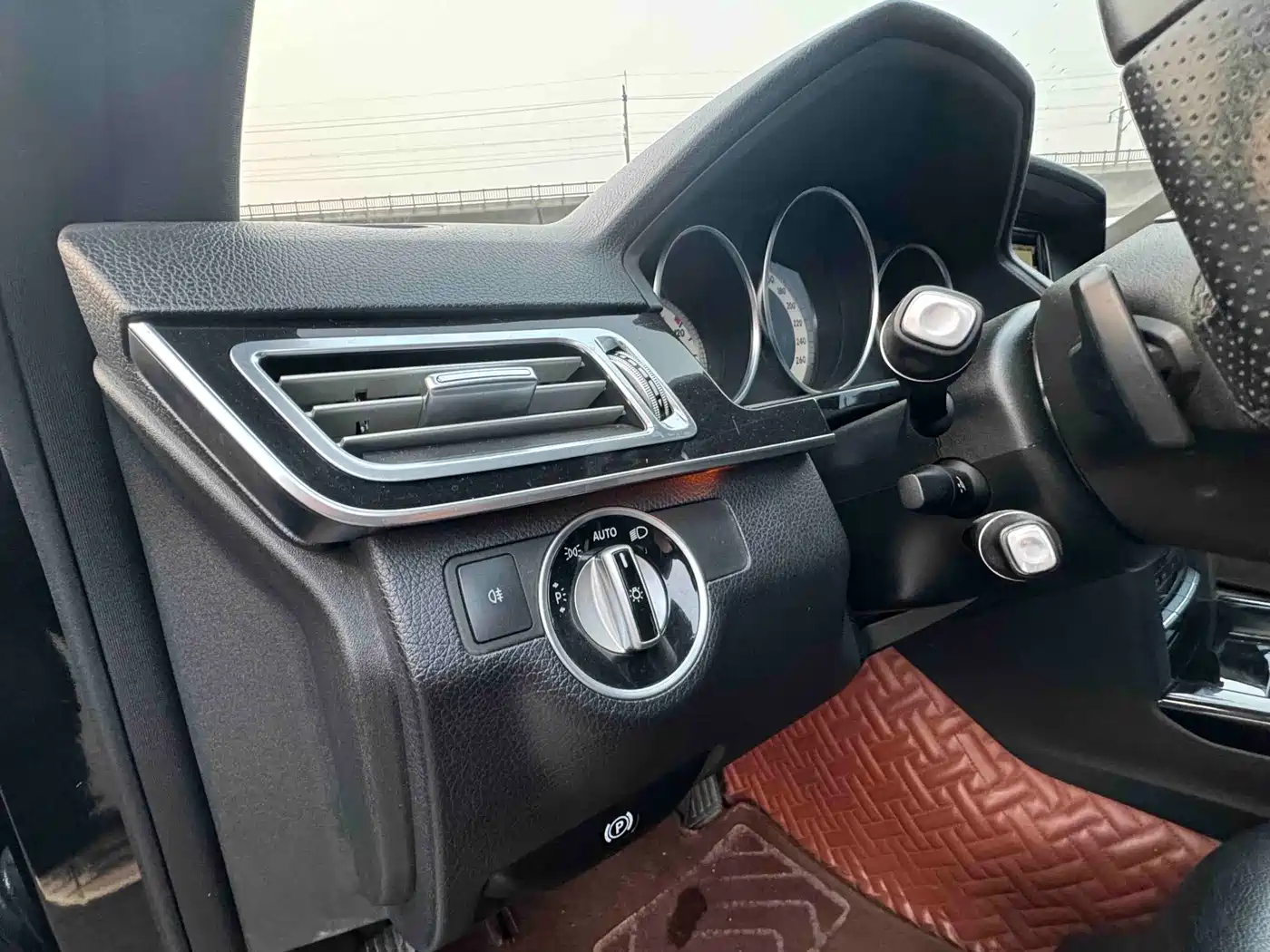 Mercedes-Benz E-Class 2014 Facelift E 300 L Sport фото 11