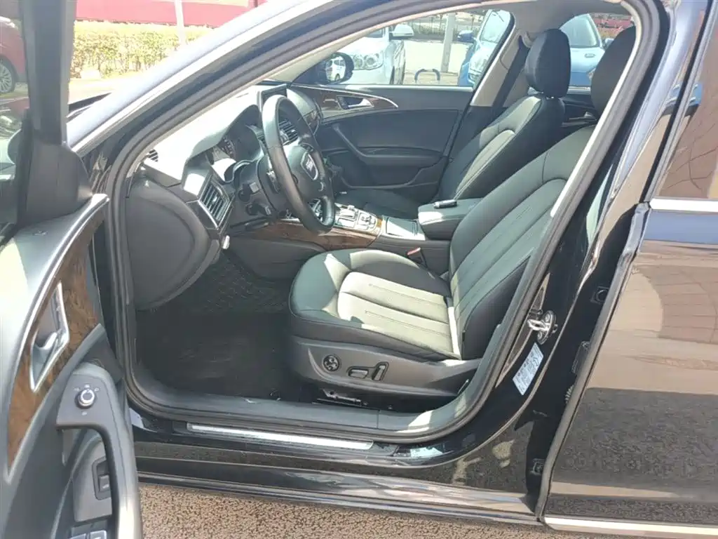 Audi A6L 2014 30 FSI Technology фото 15