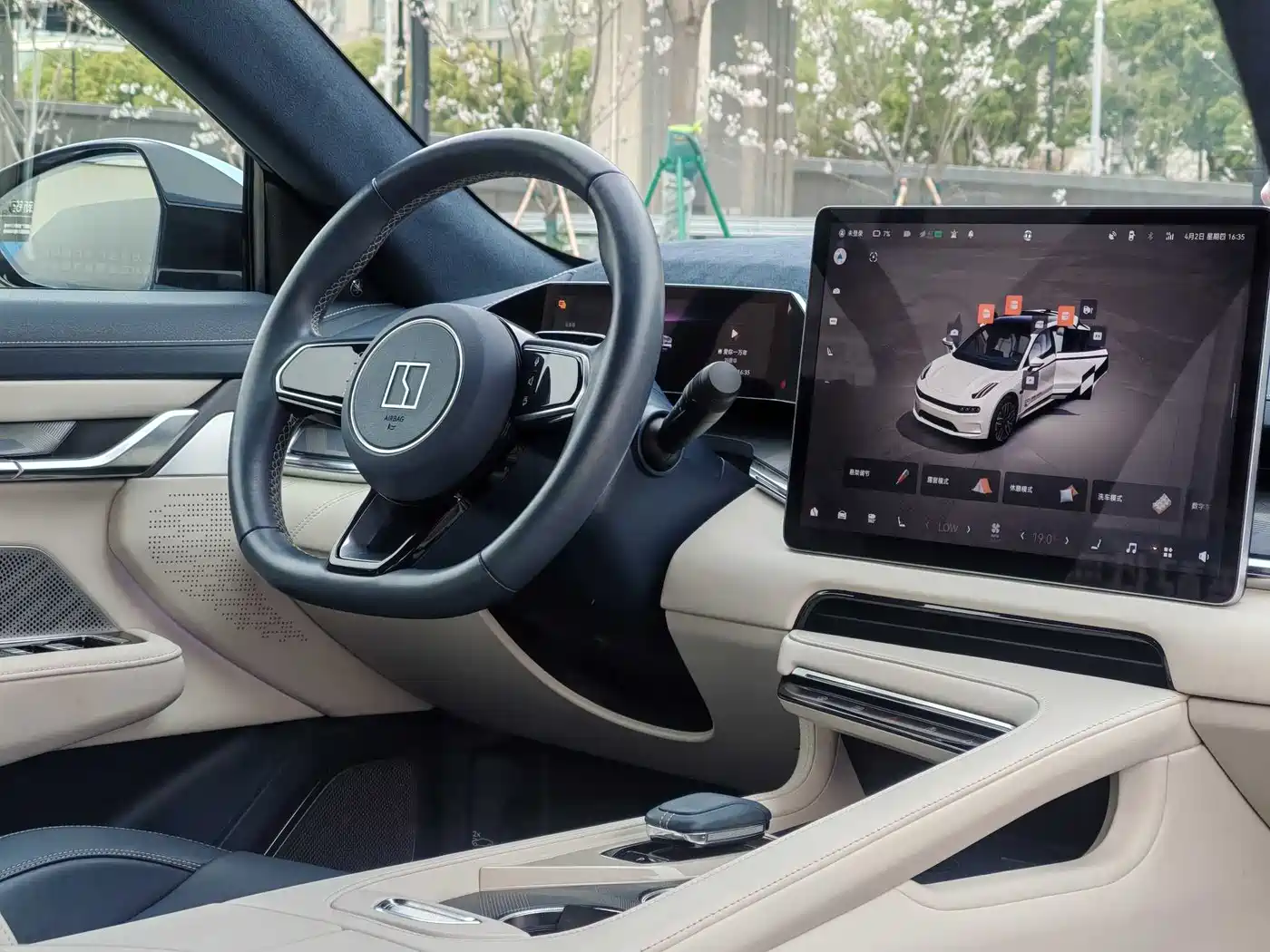 ZEEKR EXTREME KRYPTON 001