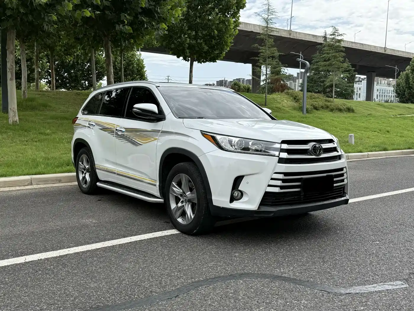 Toyota Highlander 2021 2.0T AWD Luxury 7-Seater