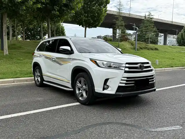  Toyota Highlander 2021 2.0T AWD Luxury 7-Seater