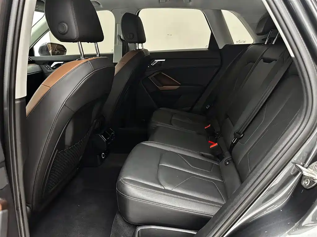 Audi Q3 2022 35 TFSI Fashion Elegance фото 21
