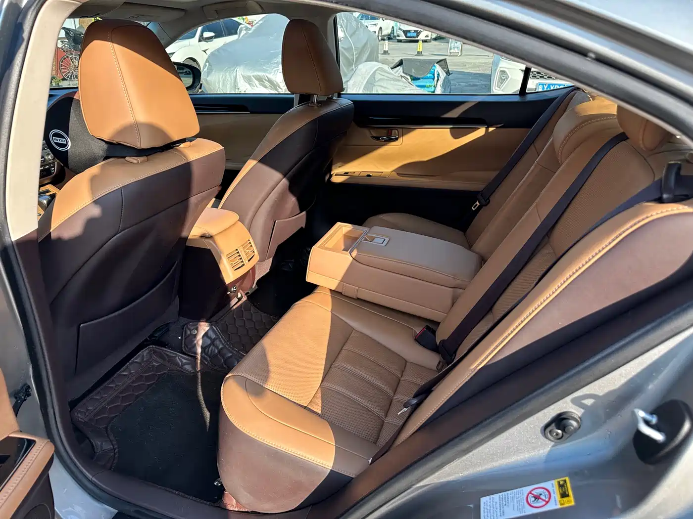 Lexus ES 2015 200 Elite Edition фото 5