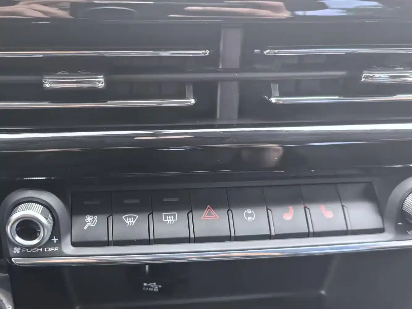 Haval M6 2023 PLUS 1.5T DCT Elite Smart Connect фото 11