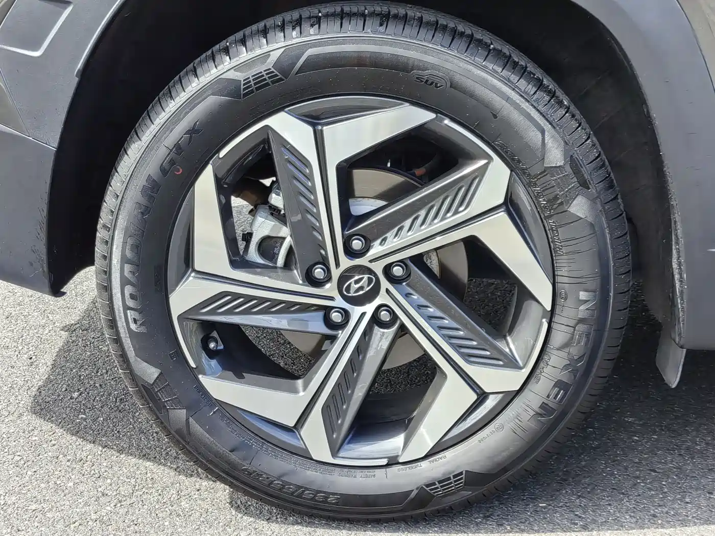 Hyundai Tucson 2023 Tucson L 1.5T Automatic 2WD DLX Luxury Edition фото 9