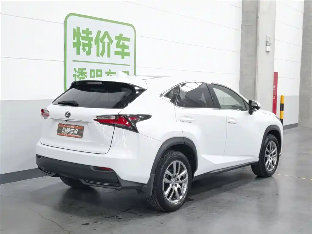 Lexus NX 2015 300h AWD F SPORT фото 2