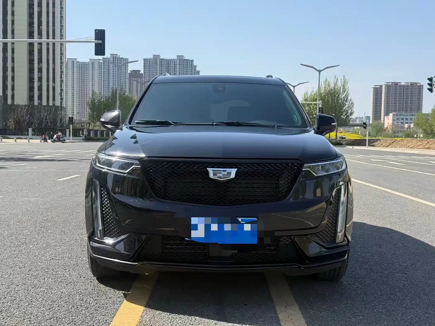 CADILLAC XT6