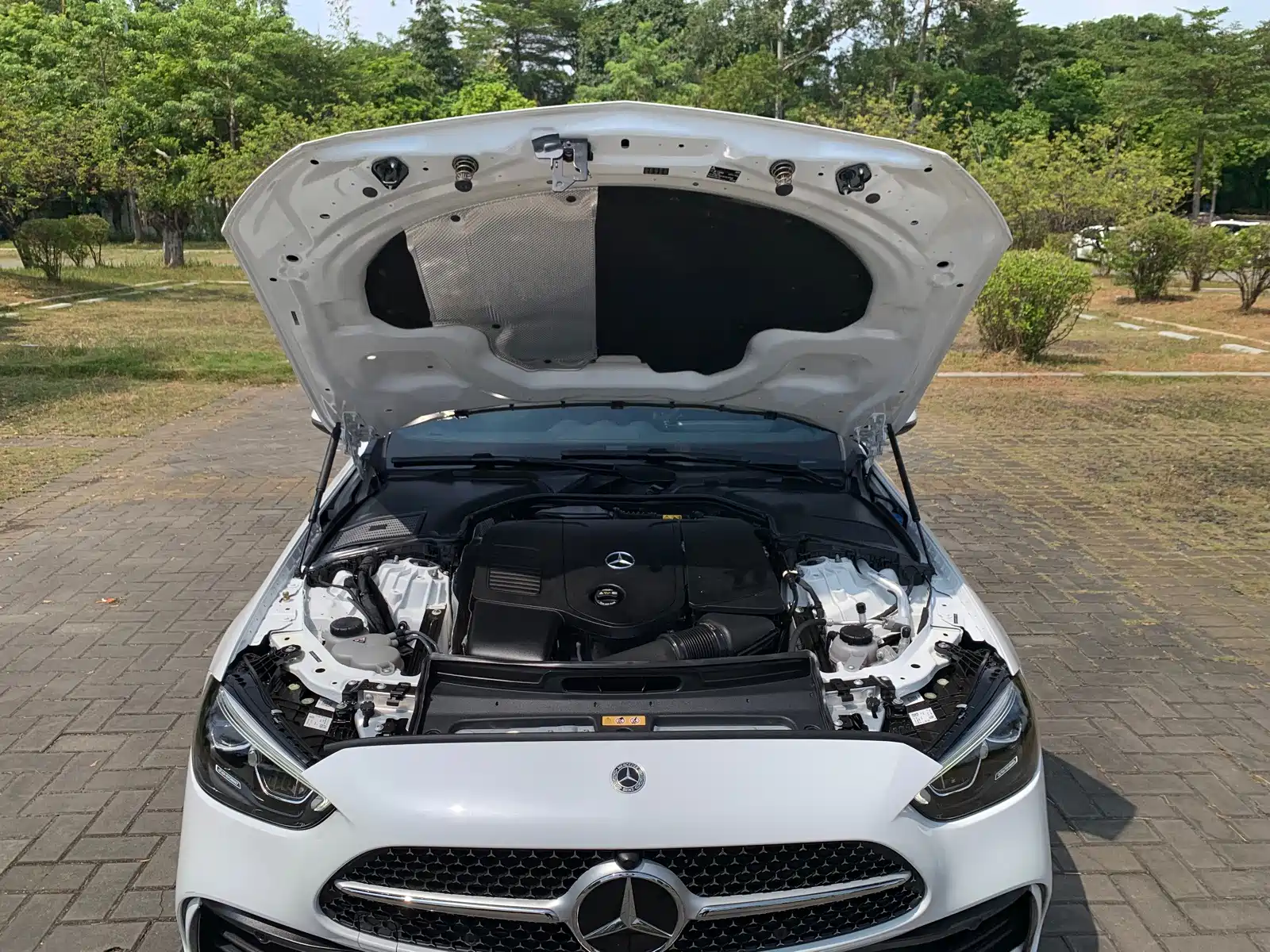 Фото 14 - Mercedes-Benz C-Class