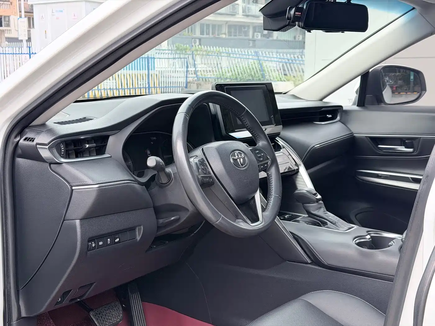 Toyota Lingfang HARRIER 2023 2023 Hybrid 2.5L CVT 2WD Luxury Edition