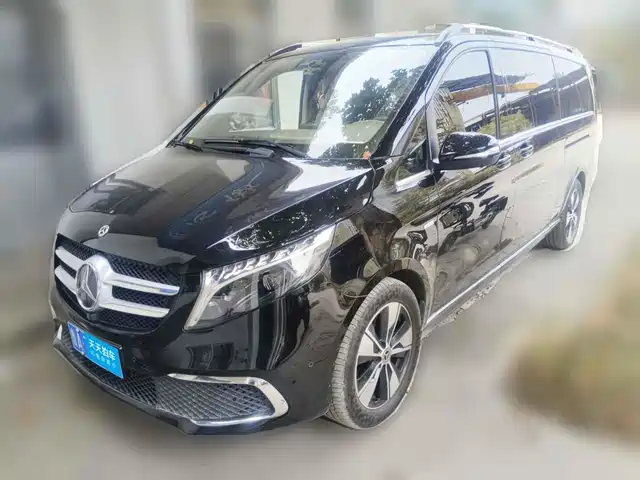 Mercedes-Benz V-Class 2022 V 260 L Long Wheelbase Prestige Edition — фото 1